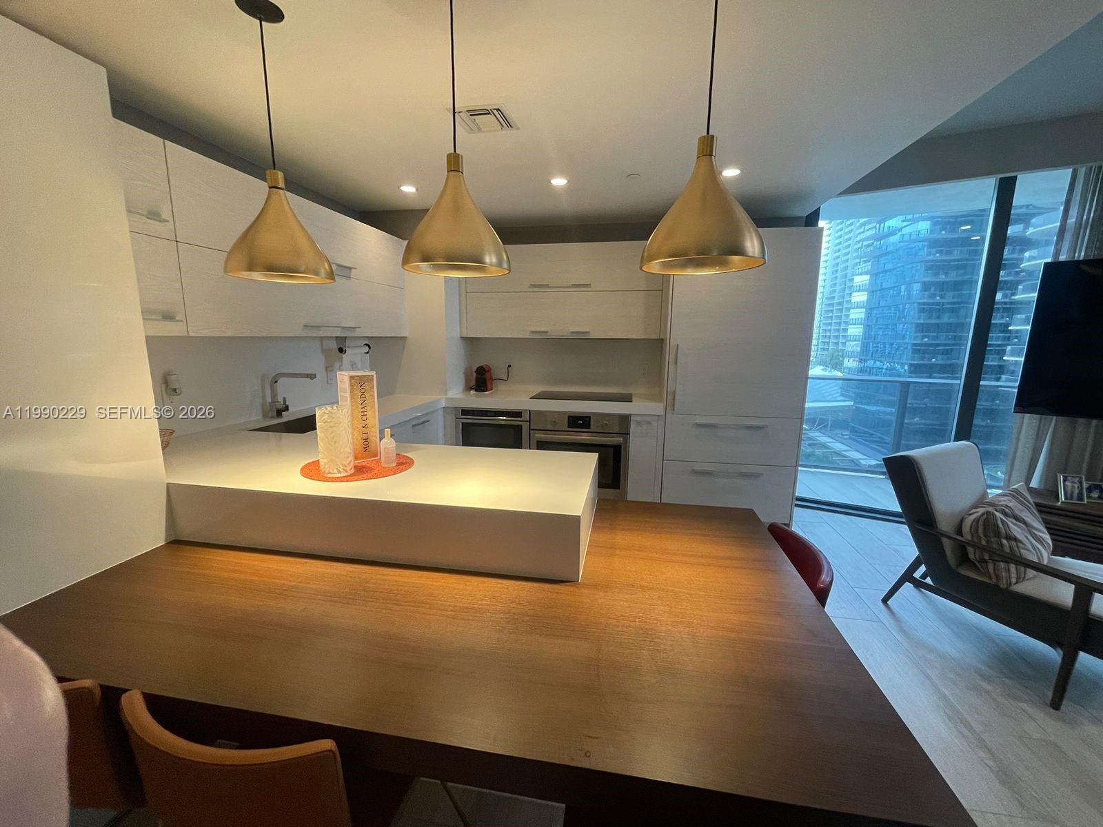 image Brickell Heights East15