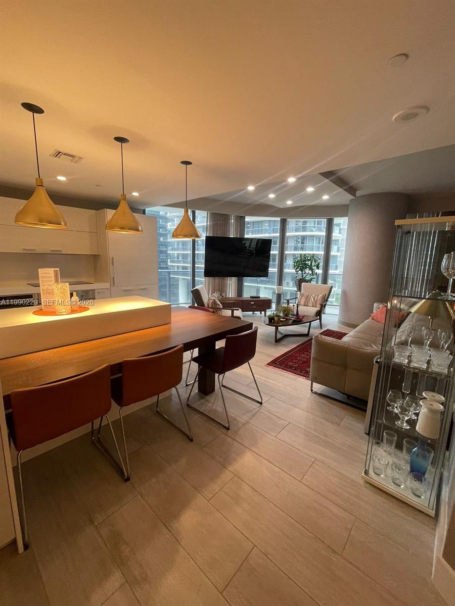 image Brickell Heights East17