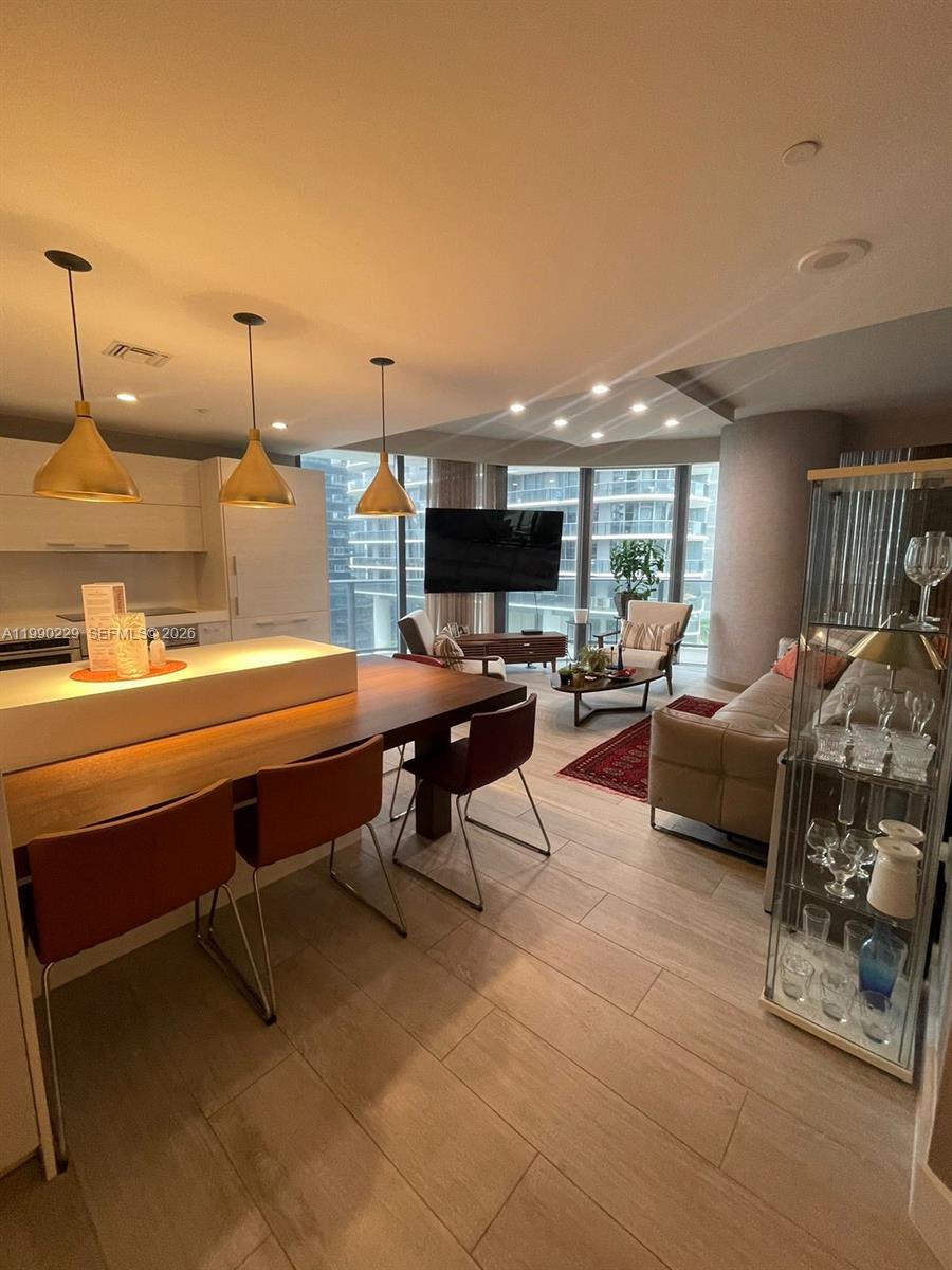 image Brickell Heights East18