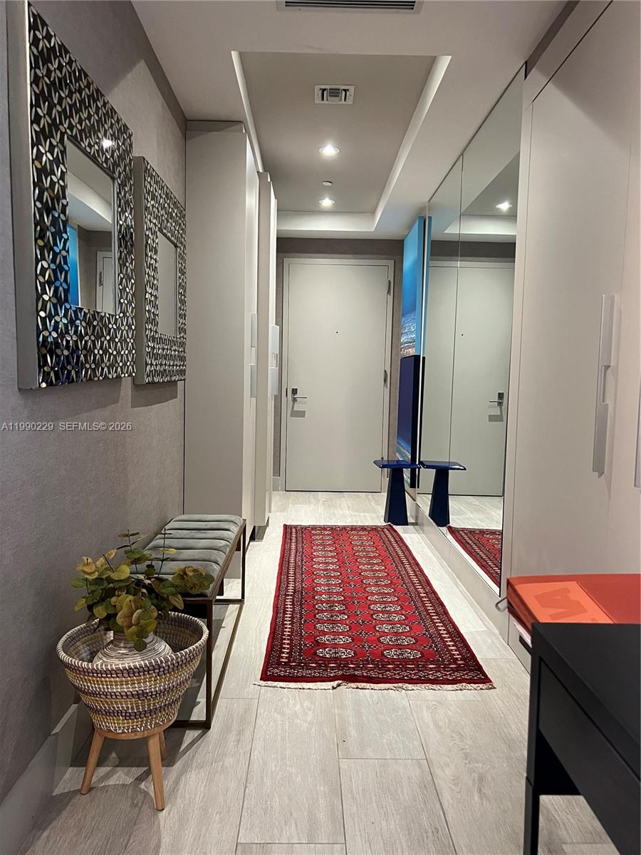 image Brickell Heights East19