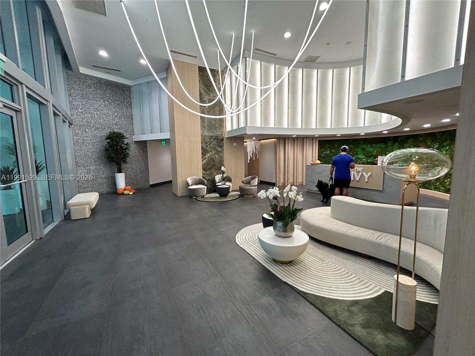 90 SW 3rd St #3610 Miami, FL 33130