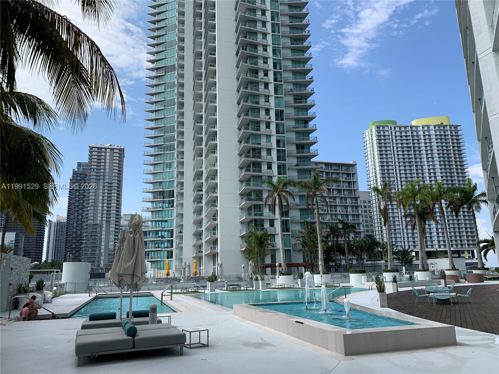 90 SW 3rd St #3610 Miami, FL 33130