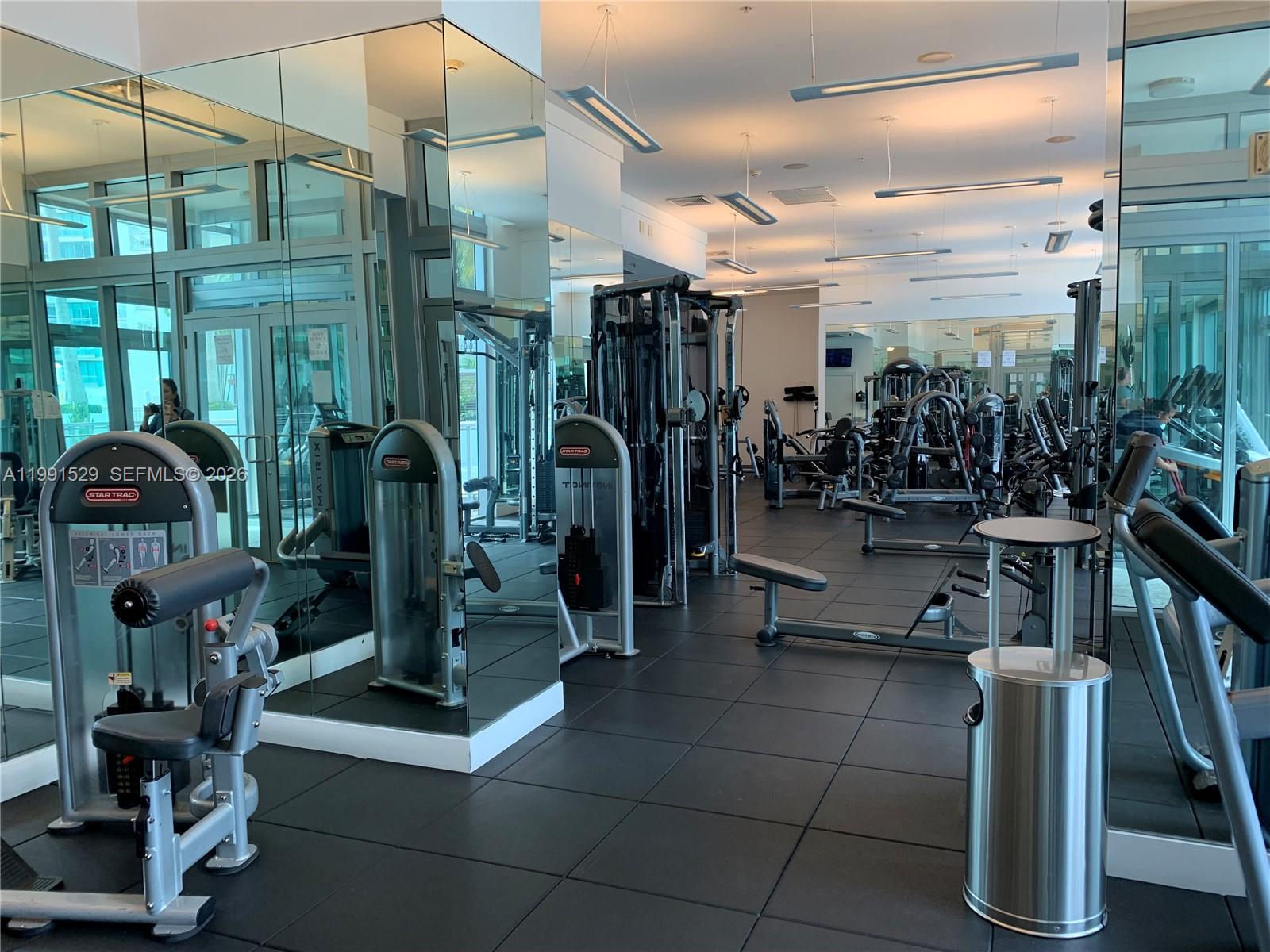 90 SW 3rd St #3610 Miami, FL 33130