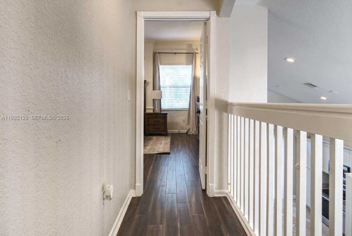 15856 NW 12th Ct Pembroke Pines, FL 33028