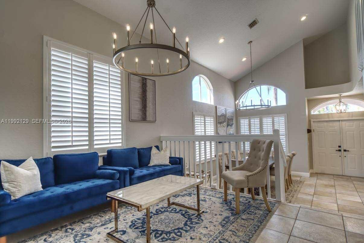 15856 NW 12th Ct Pembroke Pines, FL 33028