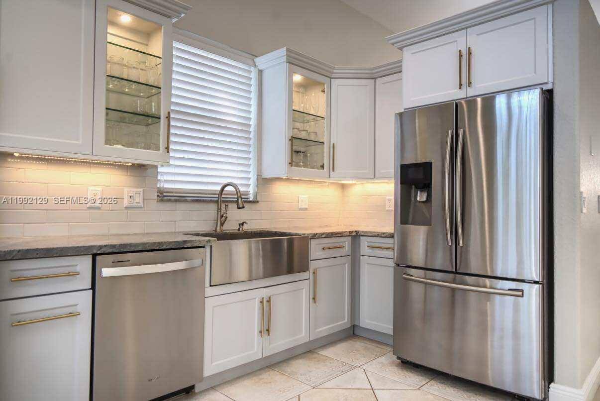 15856 NW 12th Ct Pembroke Pines, FL 33028