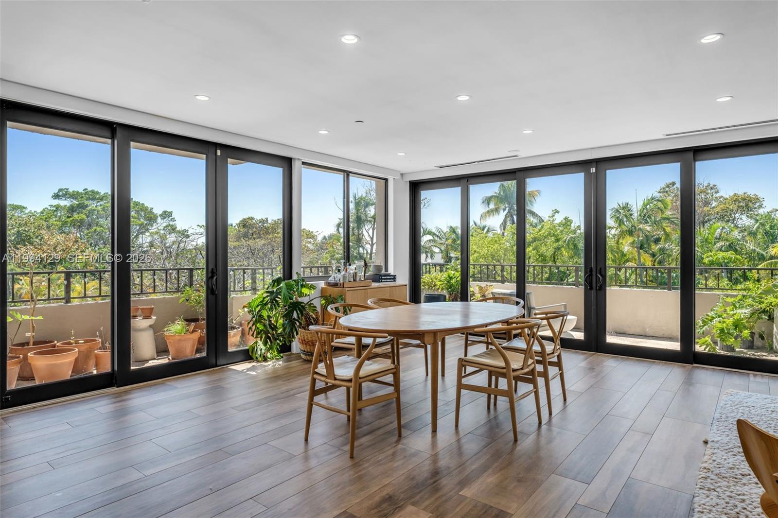 image Emerald Bay at Key Colony2