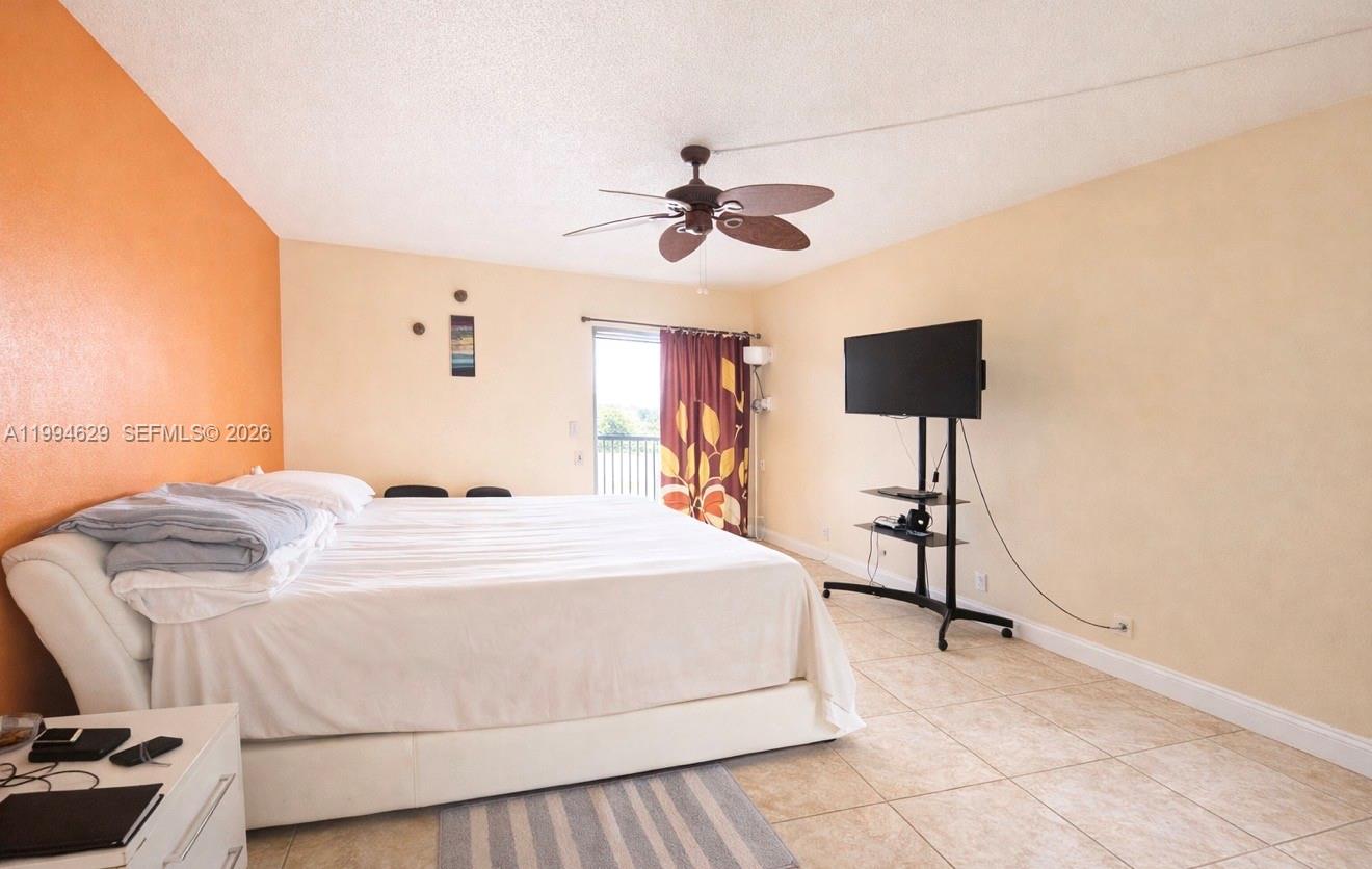 6575 W Oakland Park Blvd #311 Lauderhill, FL 33313