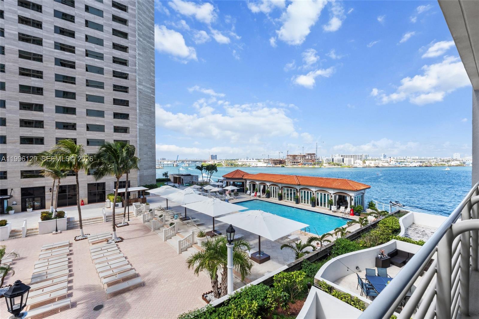 335 S Biscayne Blvd #908