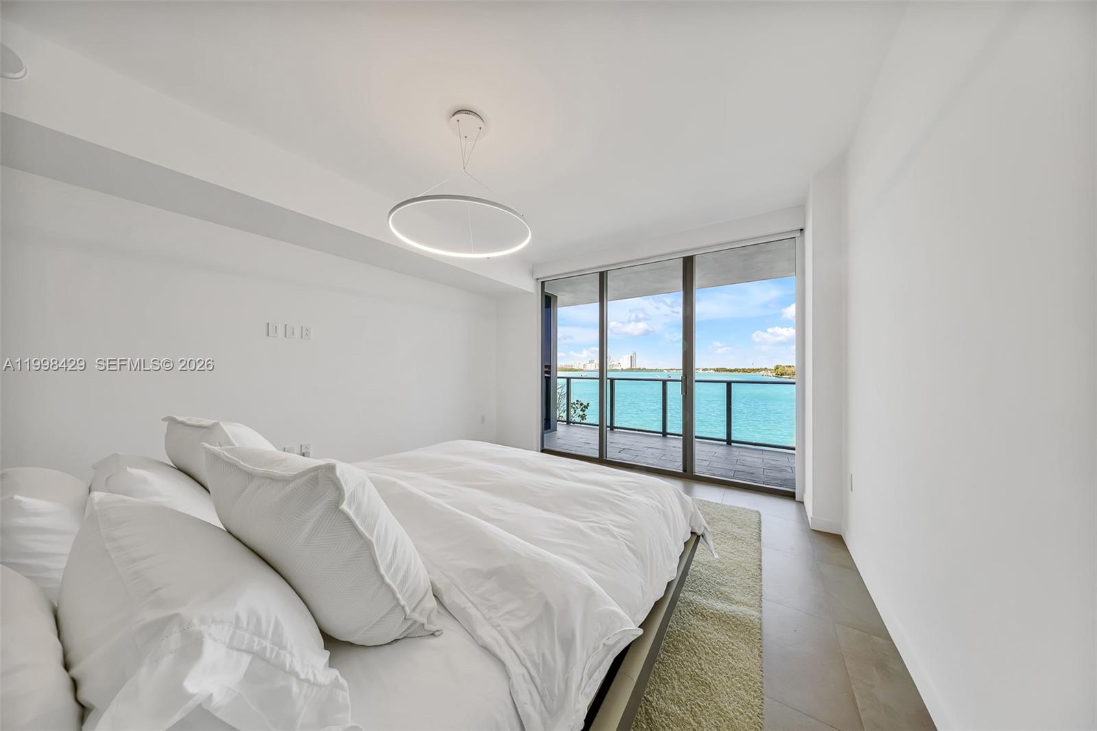 1135 103rd St #304 Bay Harbor Islands, FL 33154