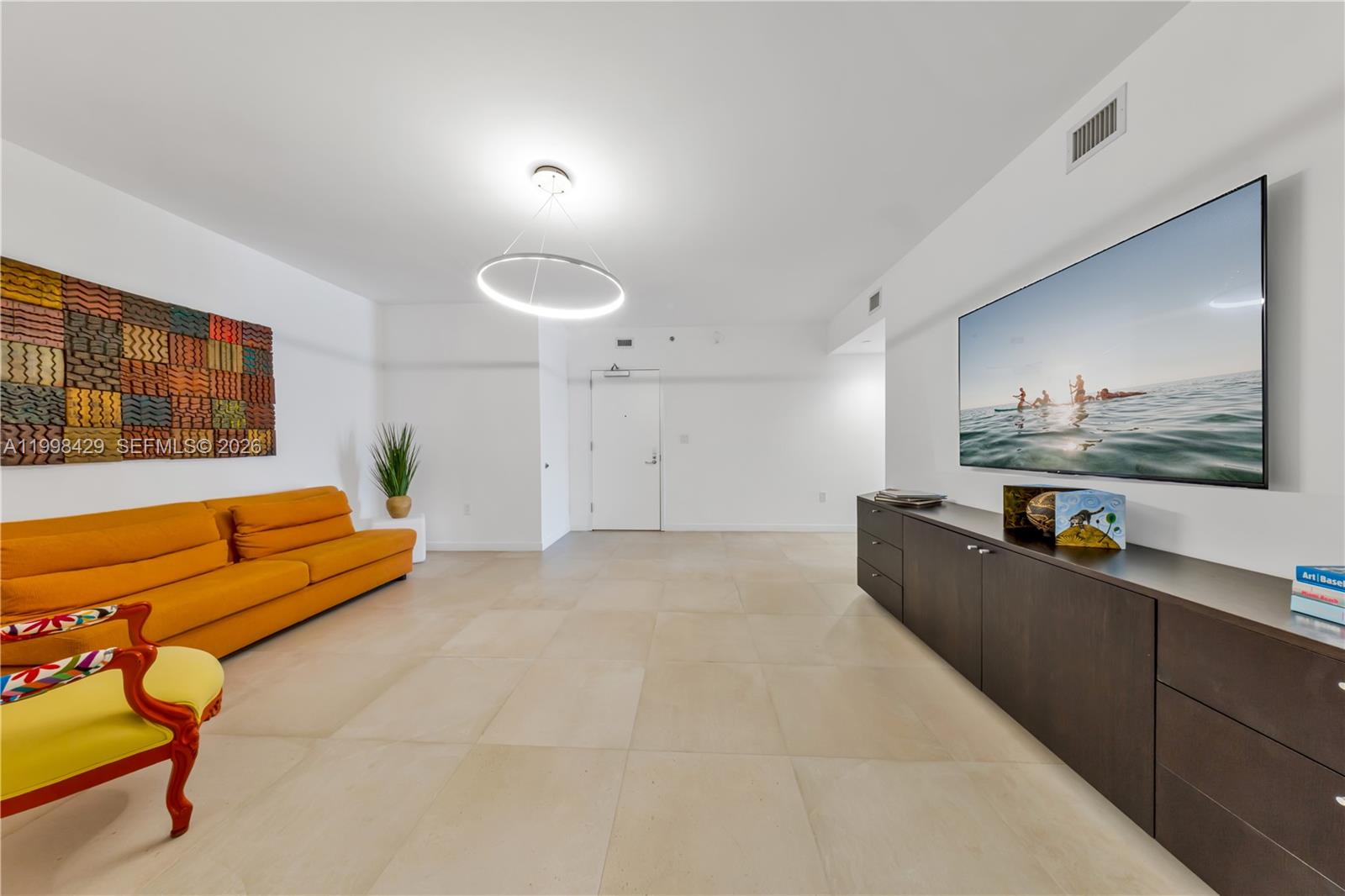 1135 103rd St #304 Bay Harbor Islands, FL 33154