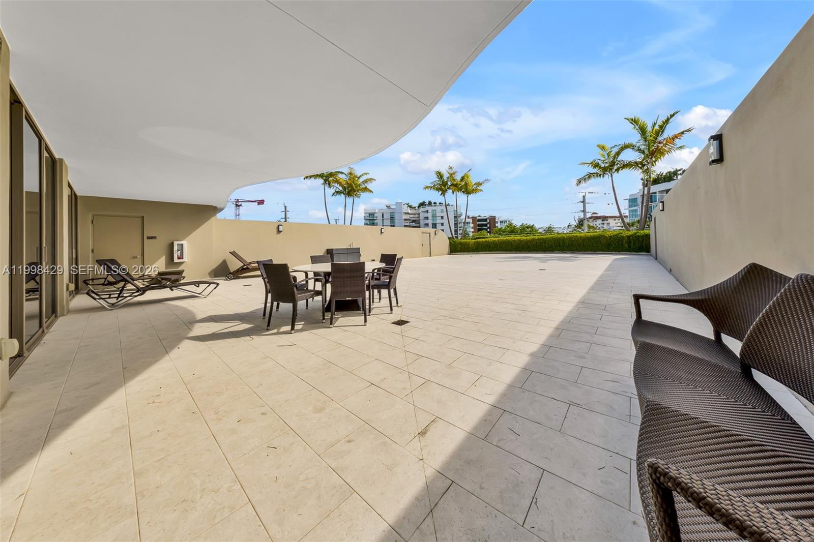 1135 103rd St #304 Bay Harbor Islands, FL 33154