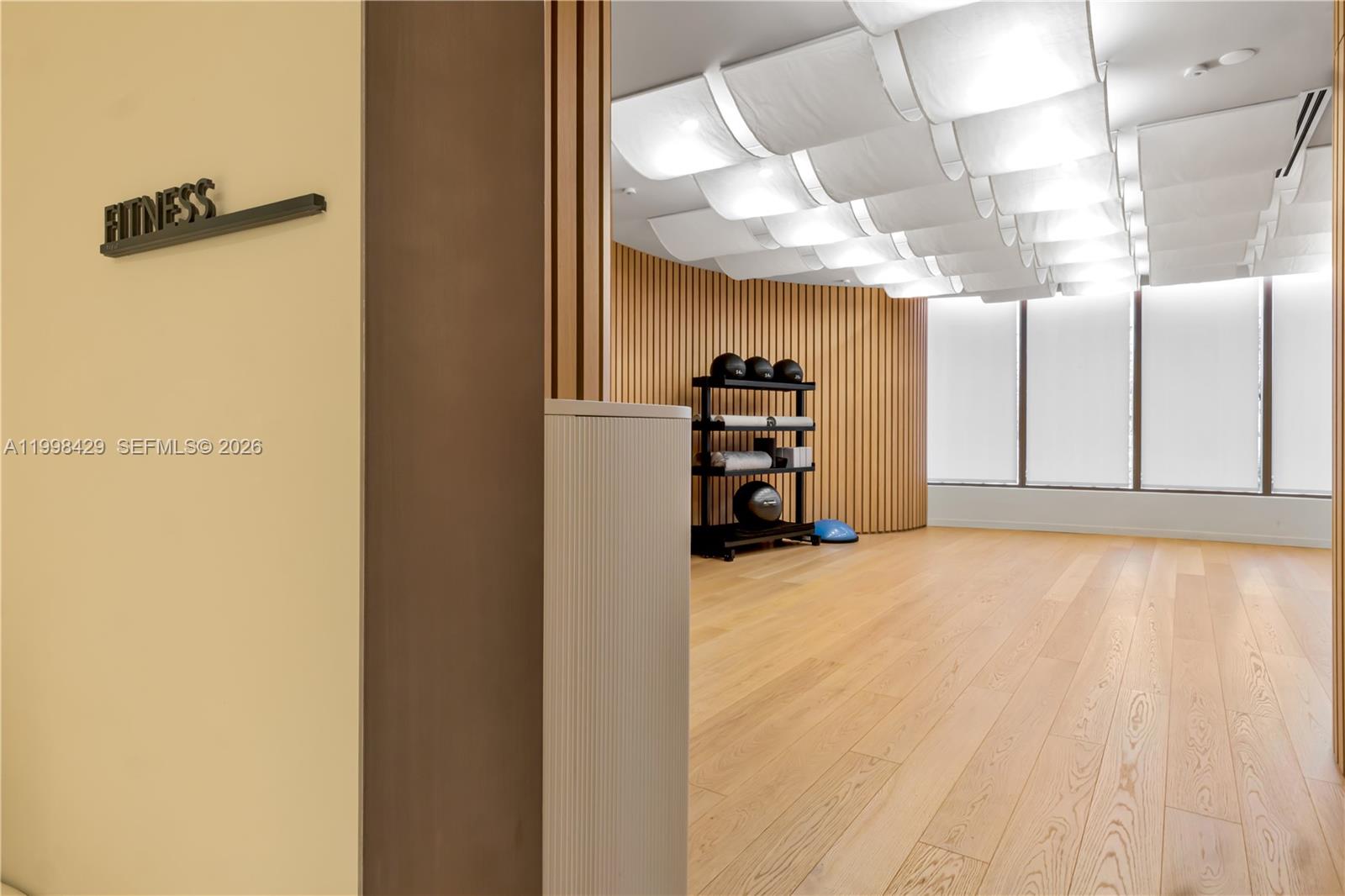 1135 103rd St #304 Bay Harbor Islands, FL 33154