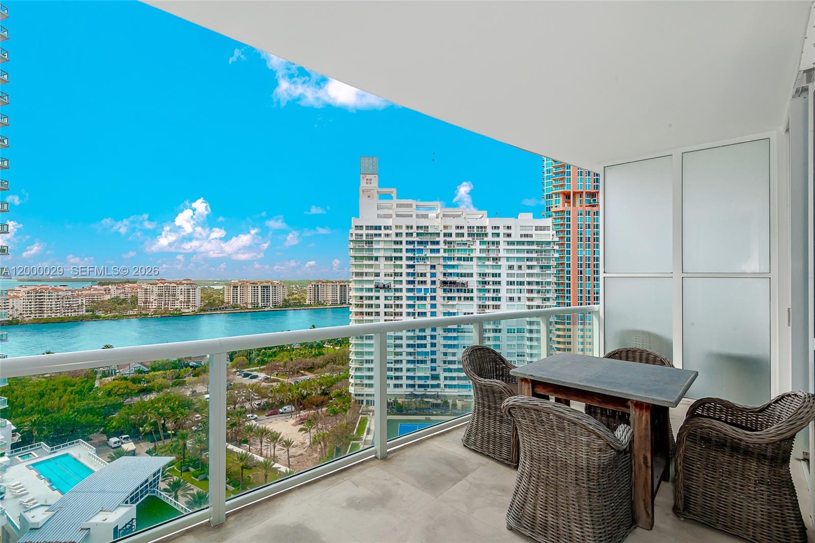 50 S Pointe Dr #1804 Miami Beach, FL 33139