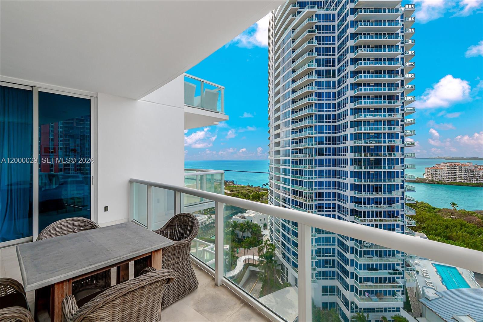 50 S Pointe Dr #1804 Miami Beach, FL 33139