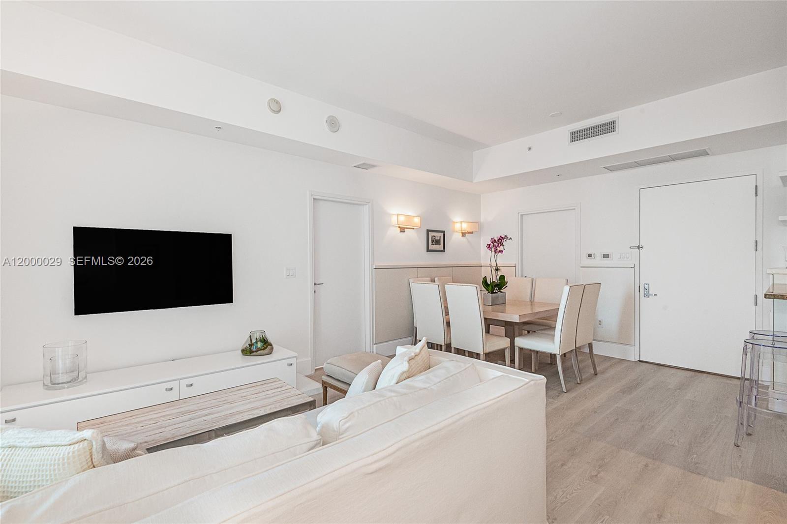 50 S Pointe Dr #1804 Miami Beach, FL 33139