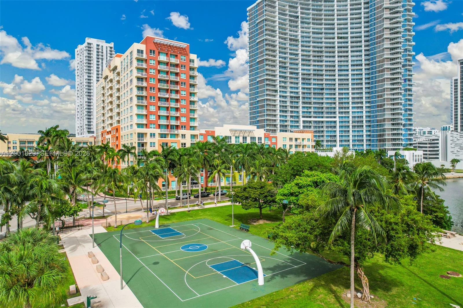 image Cite on the Bay East34