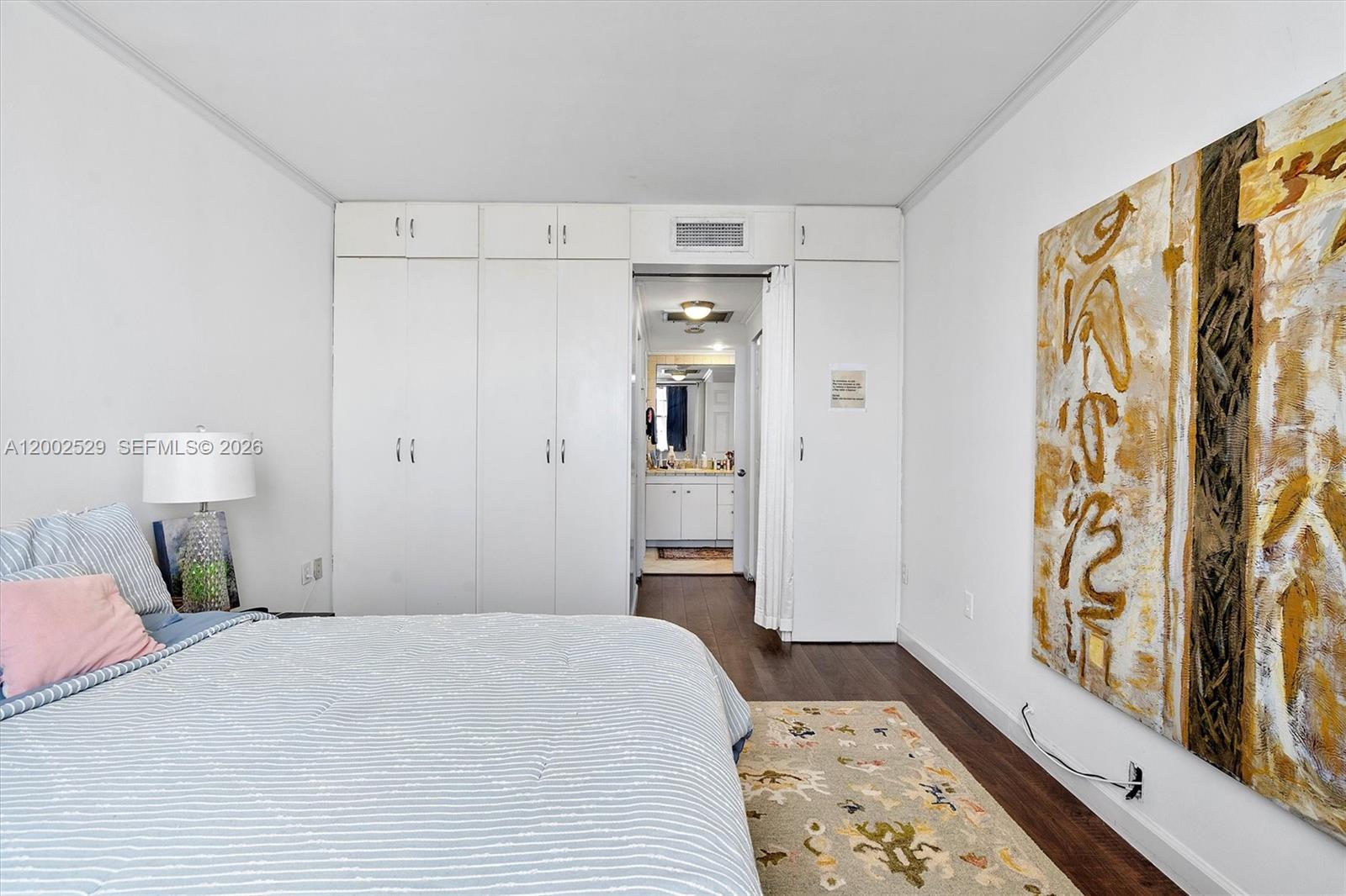 image Arlen House Condo22