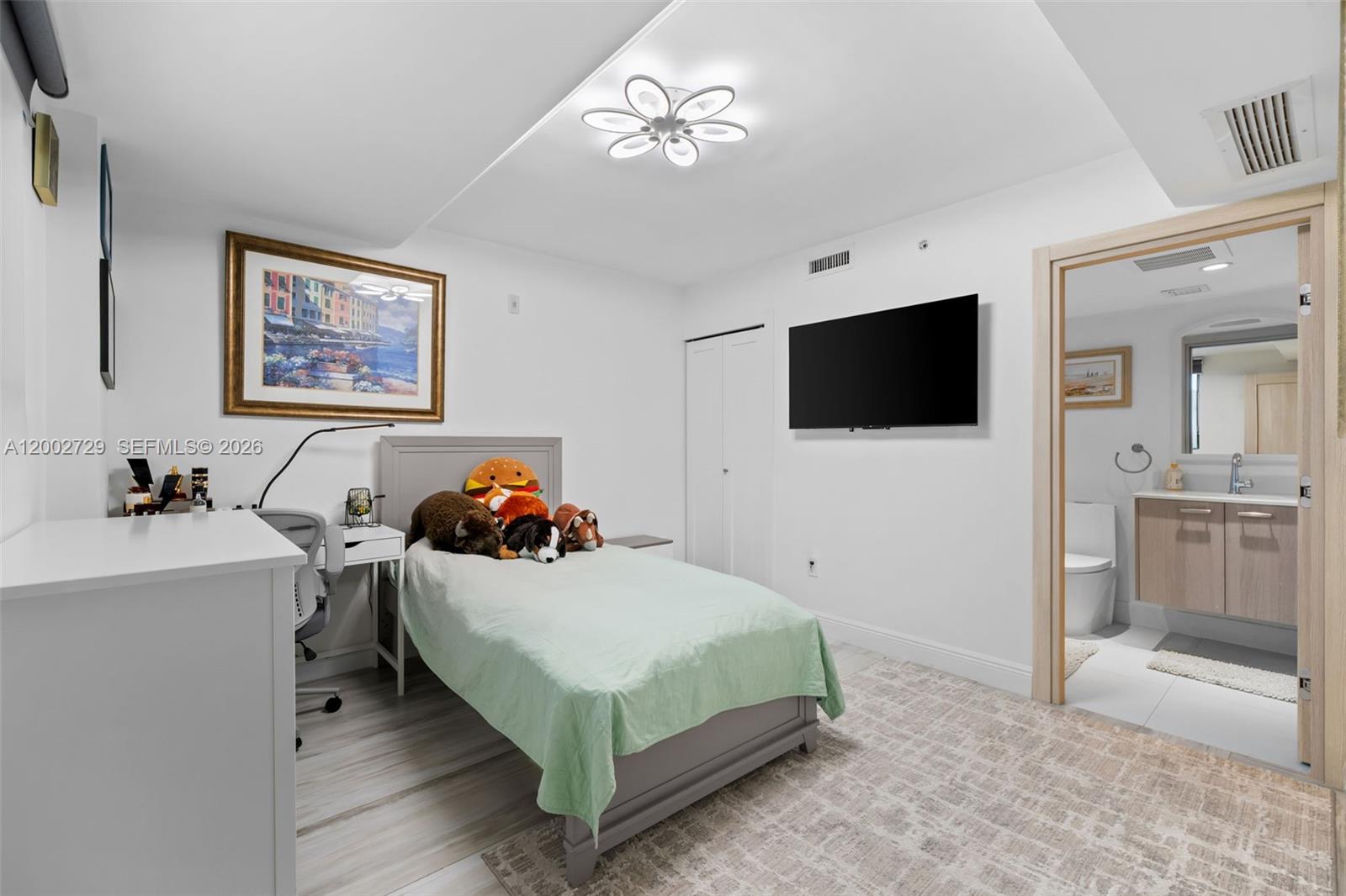 image The Palms25
