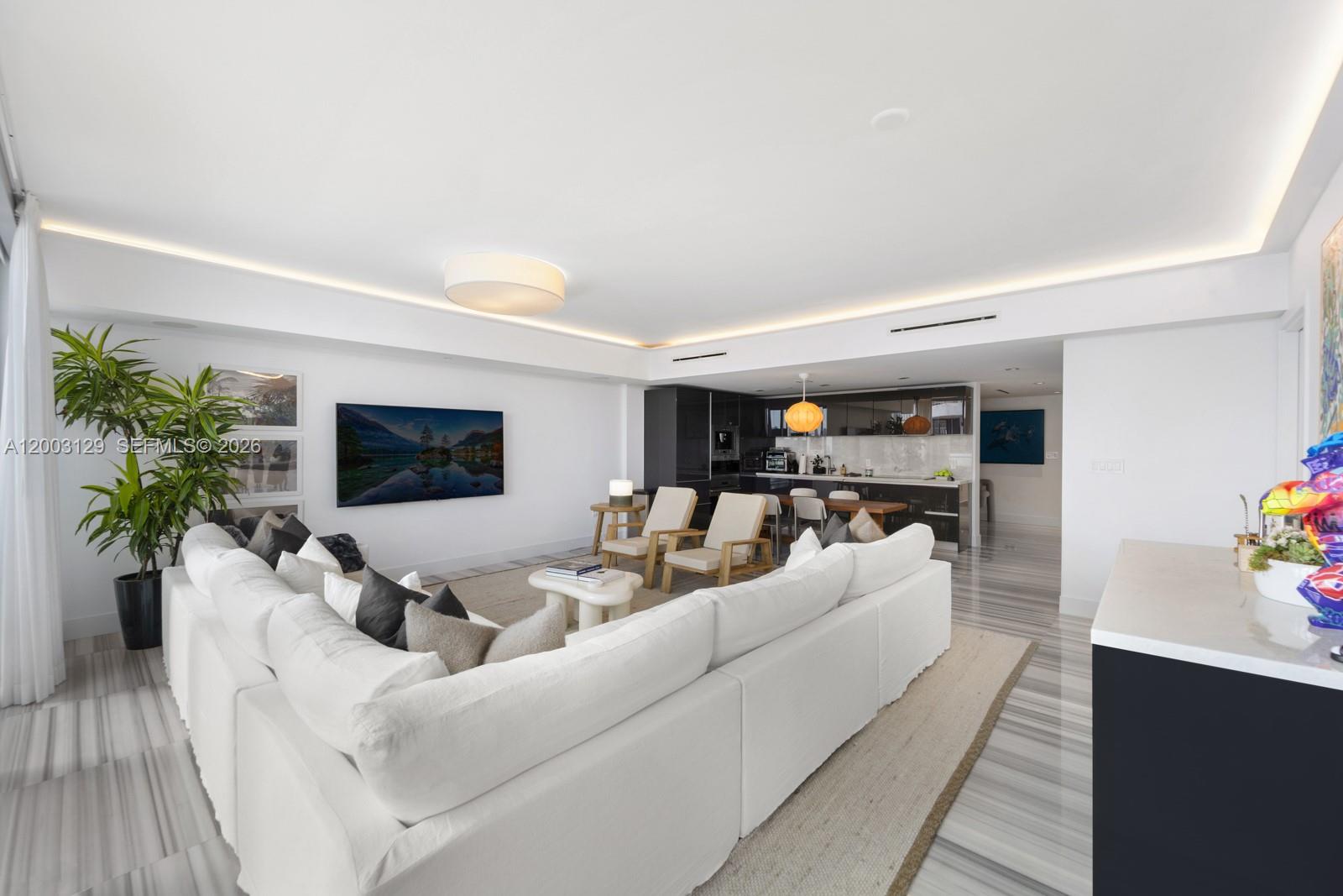 1451 Brickell Ave #903 Miami, FL 33131