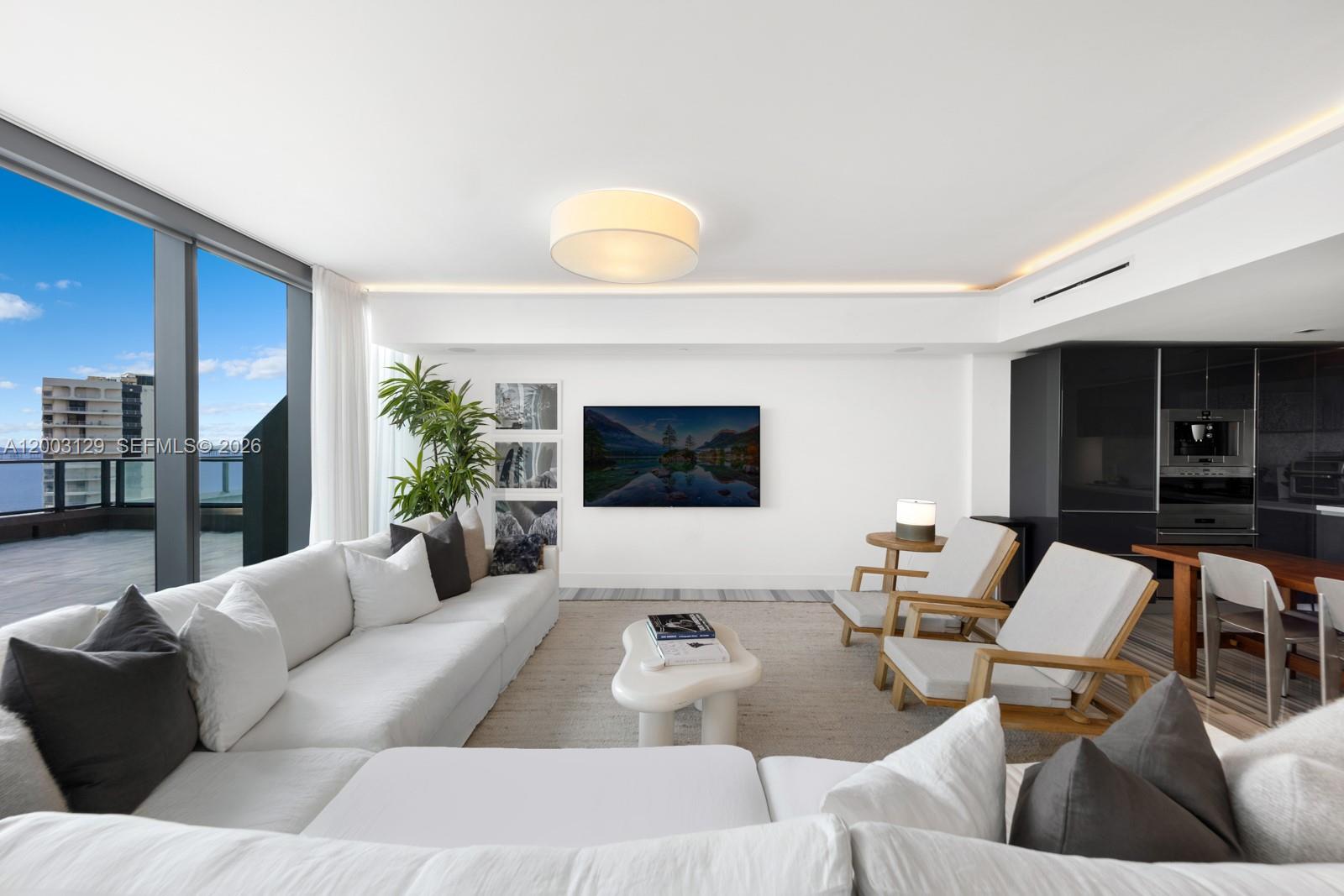 1451 Brickell Ave #903 Miami, FL 33131