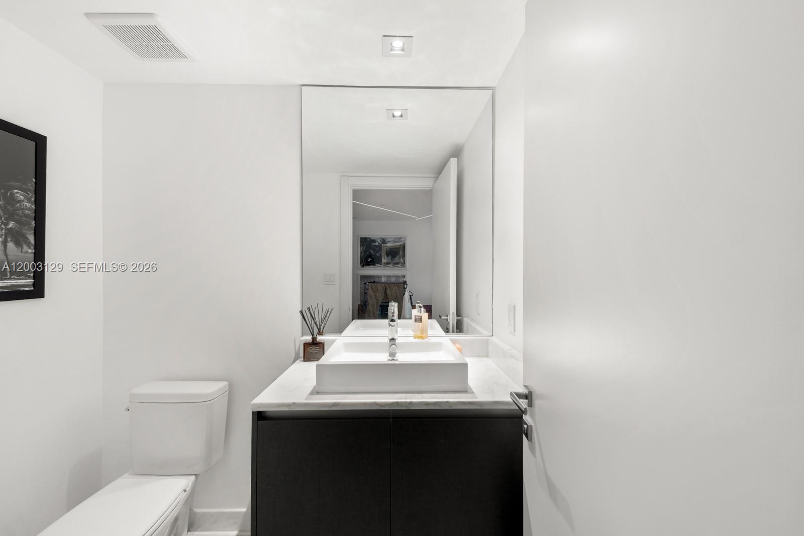 1451 Brickell Ave #903 Miami, FL 33131