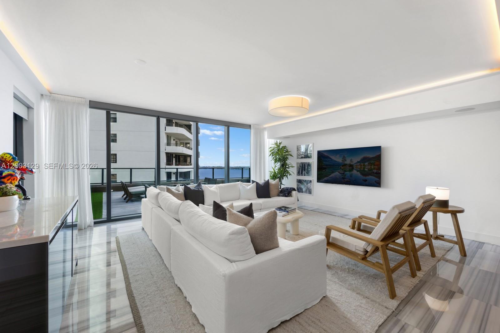 1451 Brickell Ave #903 Miami, FL 33131