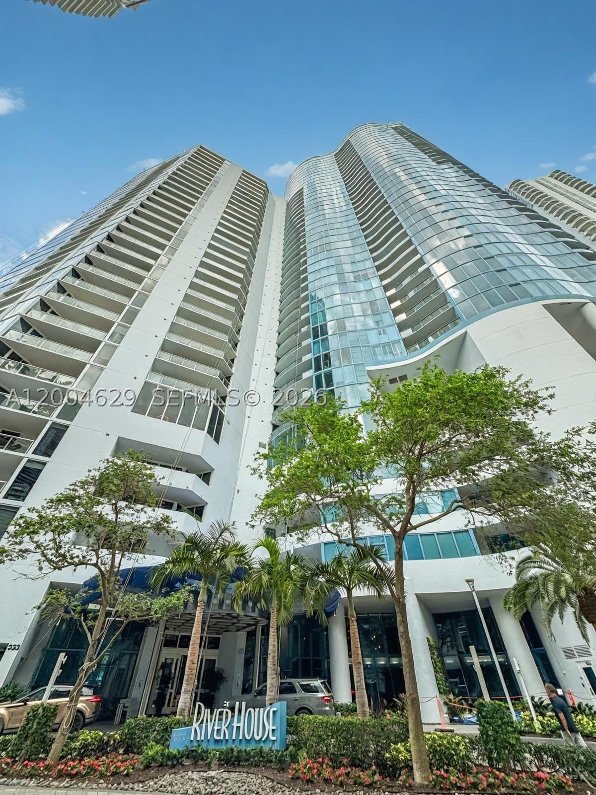 333 Las Olas Way #304