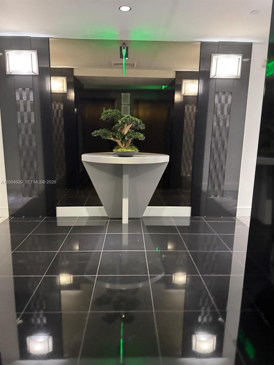 333 Las Olas Way #304 Fort Lauderdale, FL 33301