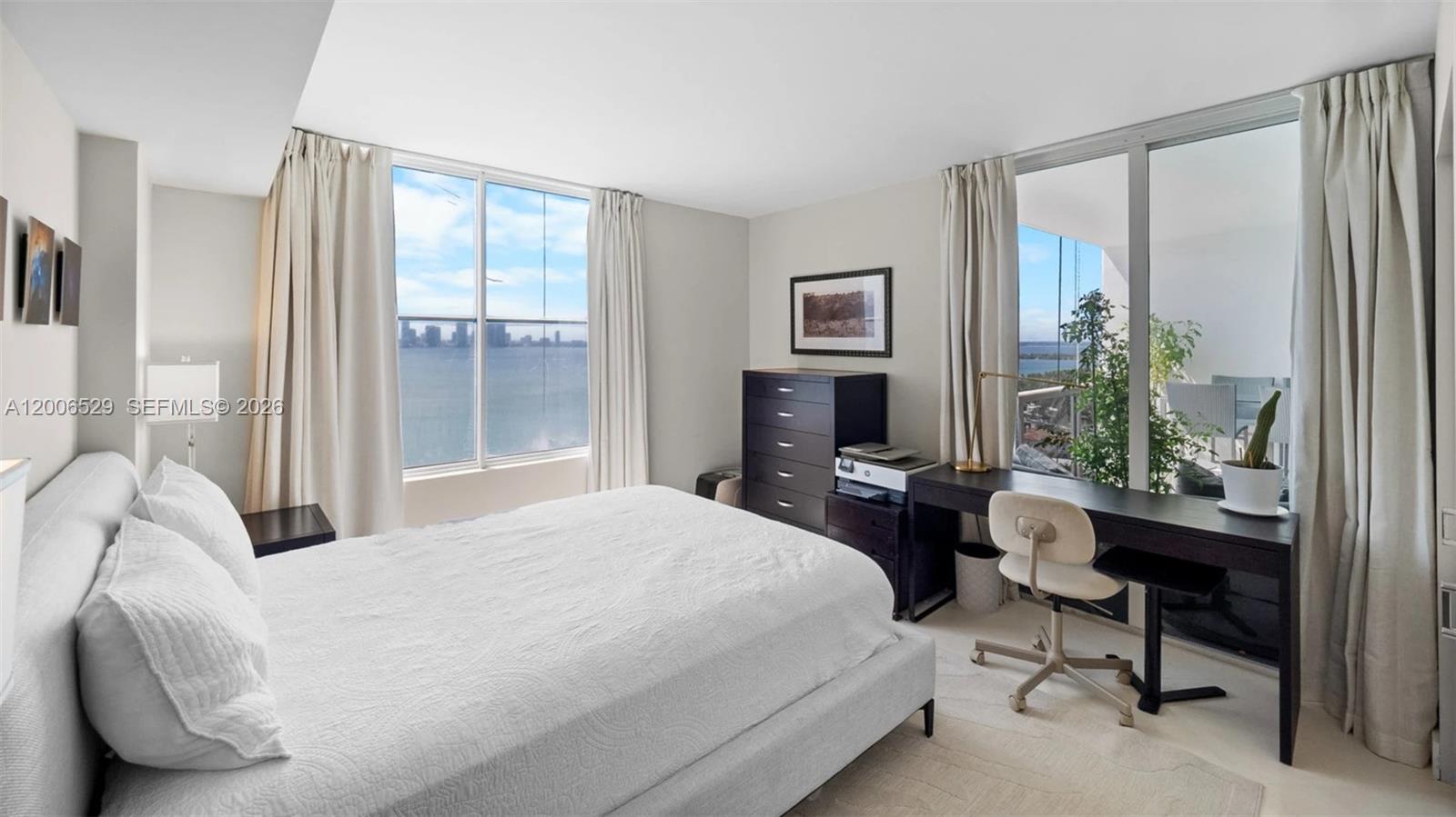 1900 Sunset Harbour Dr #2008 Miami Beach, FL 33139