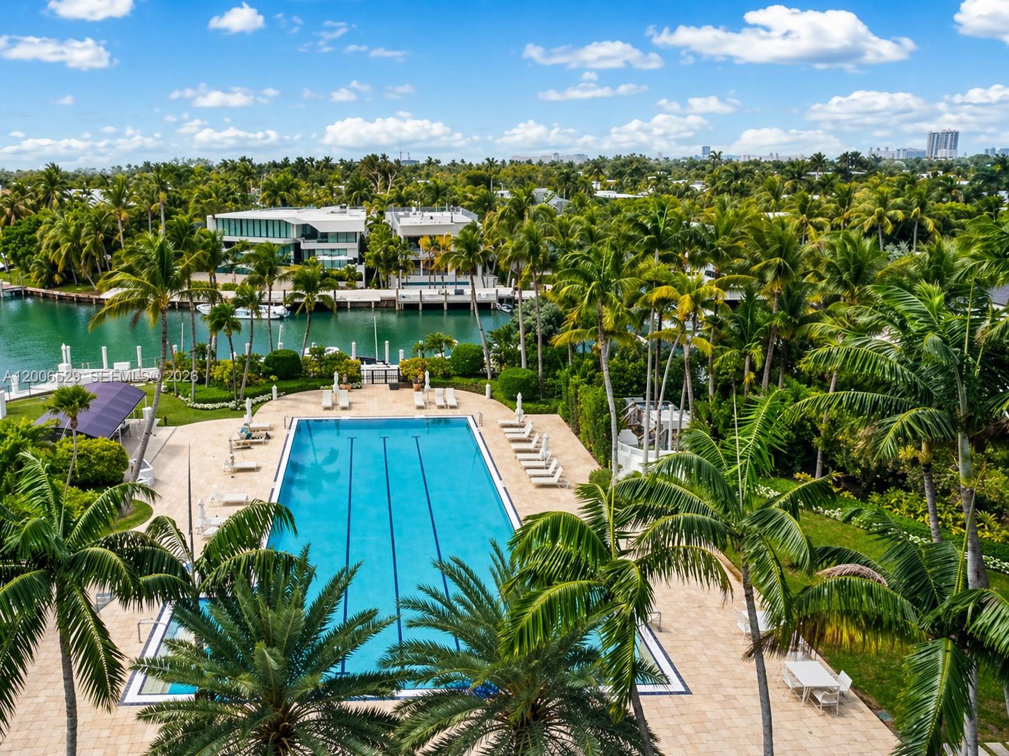 1900 Sunset Harbour Dr #2008 Miami Beach, FL 33139