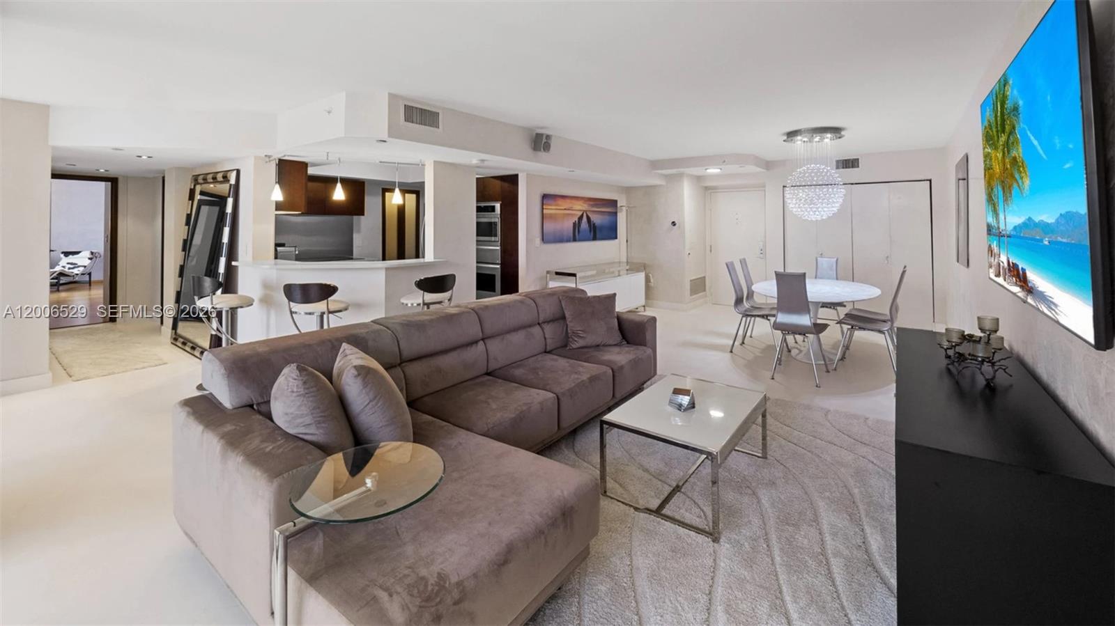 1900 Sunset Harbour Dr #2008 Miami Beach, FL 33139