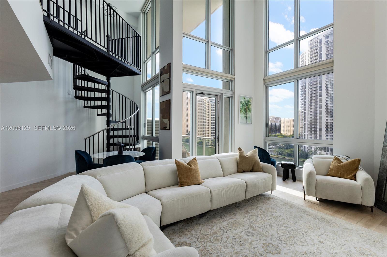 300 S Biscayne Blvd #L-1014