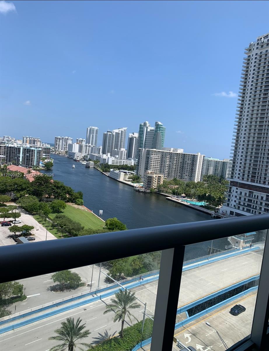 image Beachwalk Condominium19