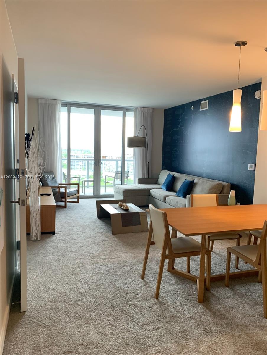 image Beachwalk Condominium3