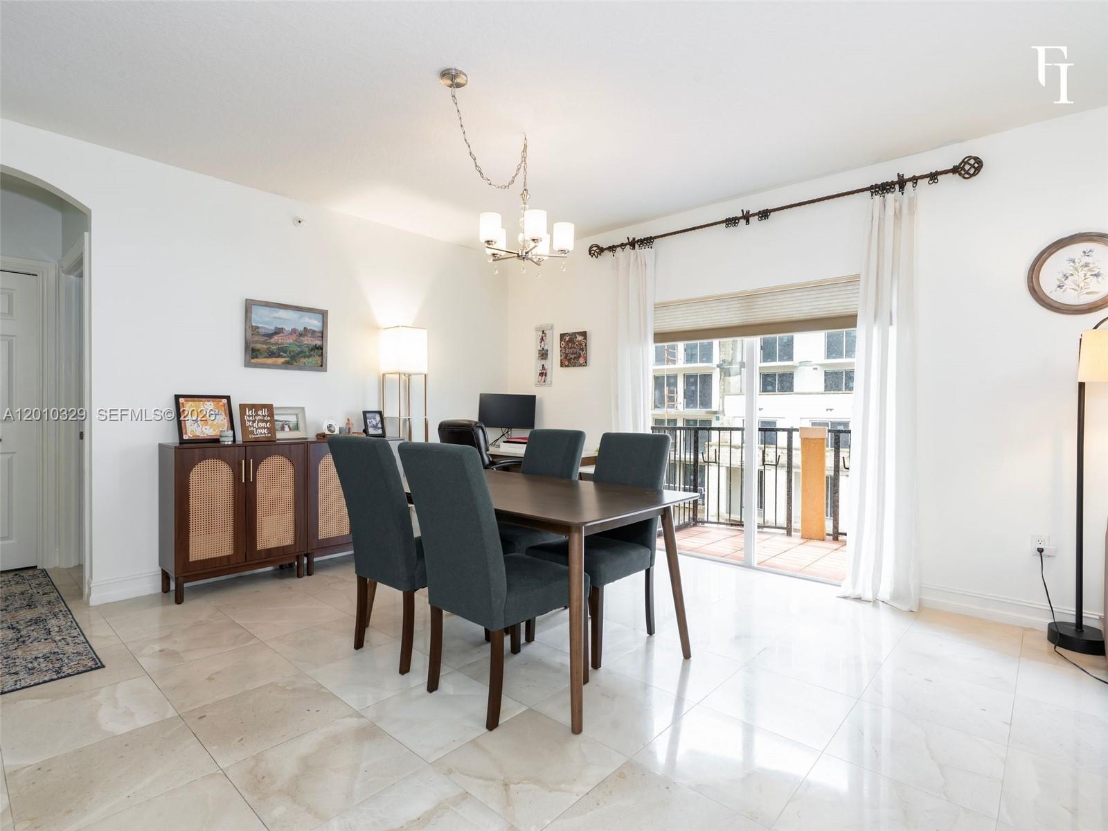 322 Madeira Ave #405 Coral Gables, FL 33134