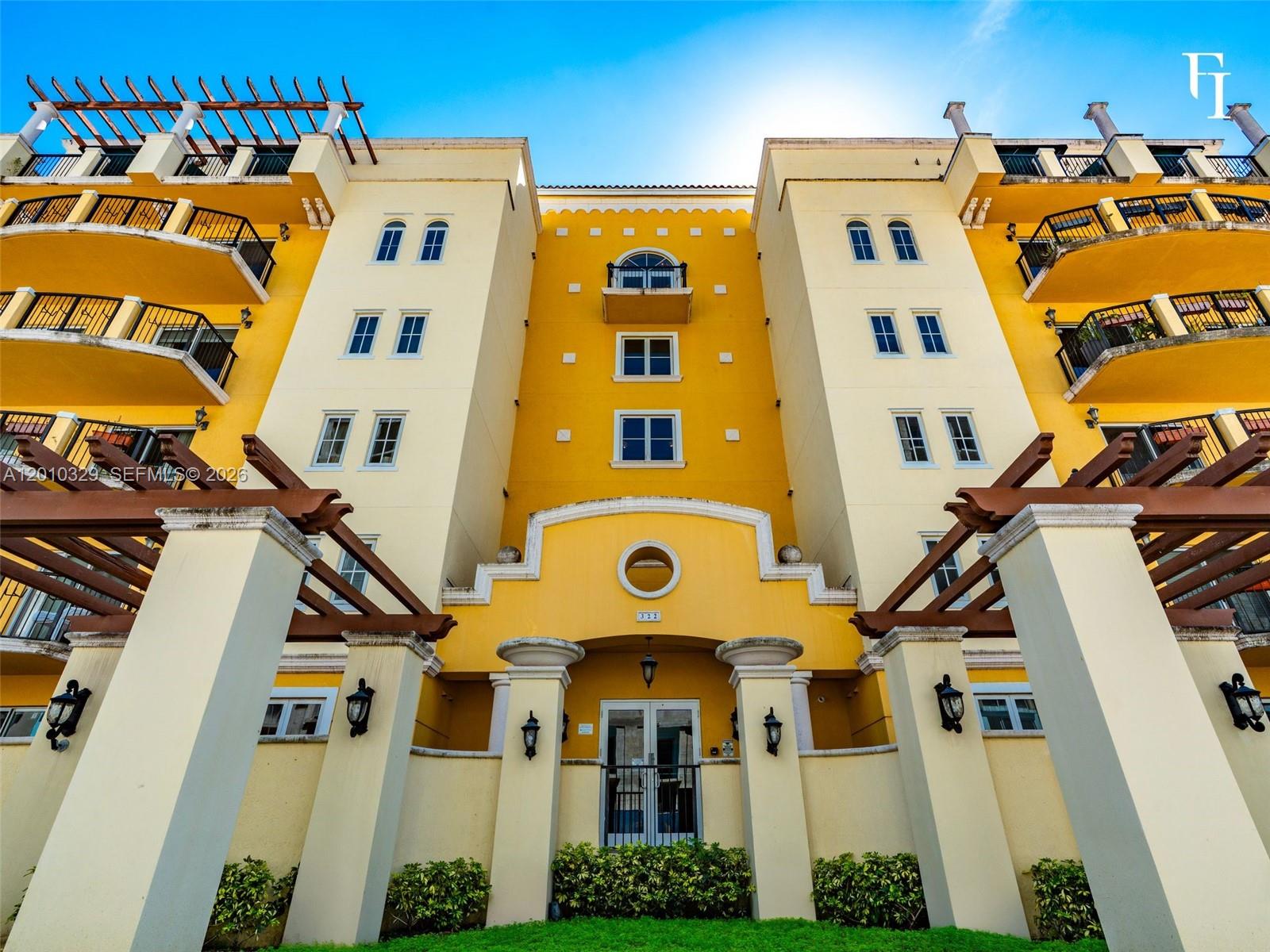322 Madeira Ave #405 Coral Gables, FL 33134