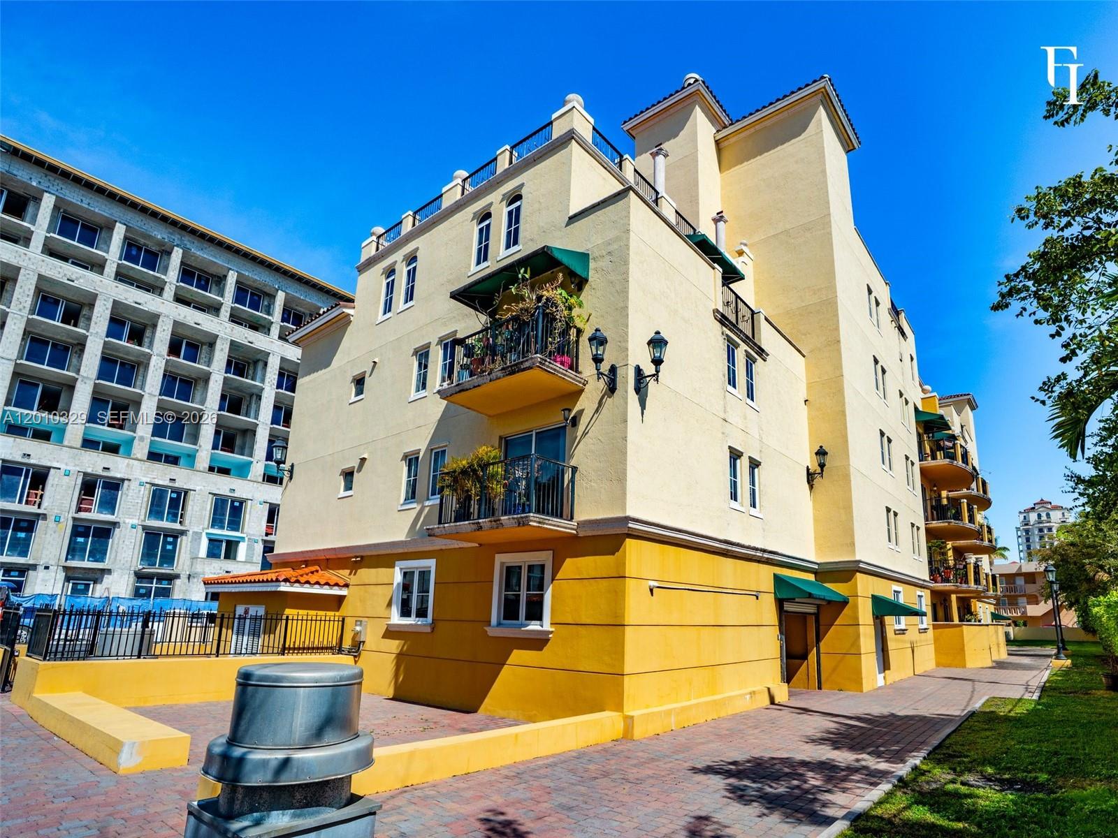 322 Madeira Ave #405 Coral Gables, FL 33134