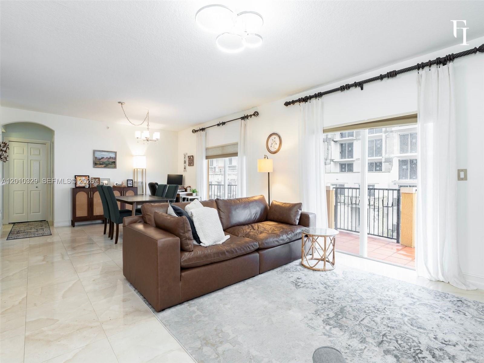 322 Madeira Ave #405 Coral Gables, FL 33134
