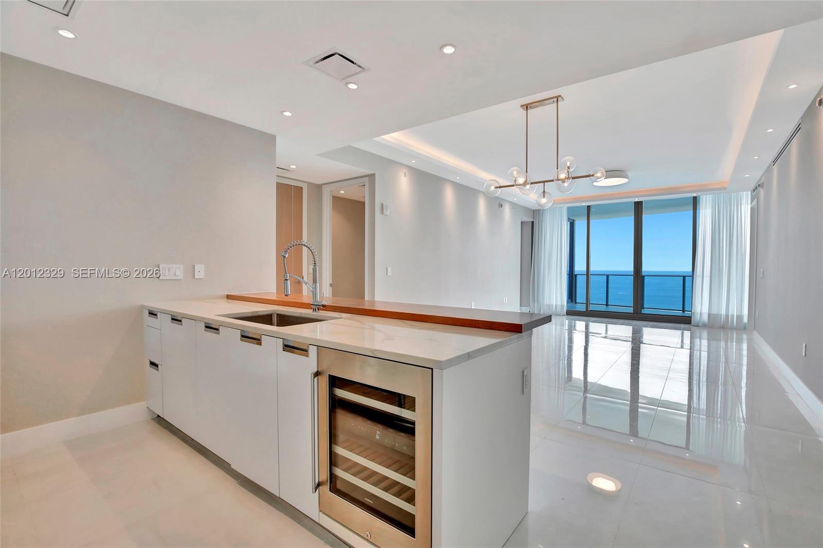 15701 Collins Ave #3804 Sunny Isles Beach, FL 33160