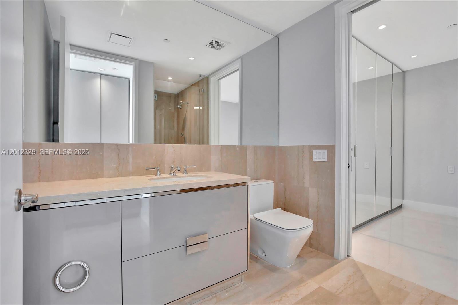 15701 Collins Ave #3804 Sunny Isles Beach, FL 33160