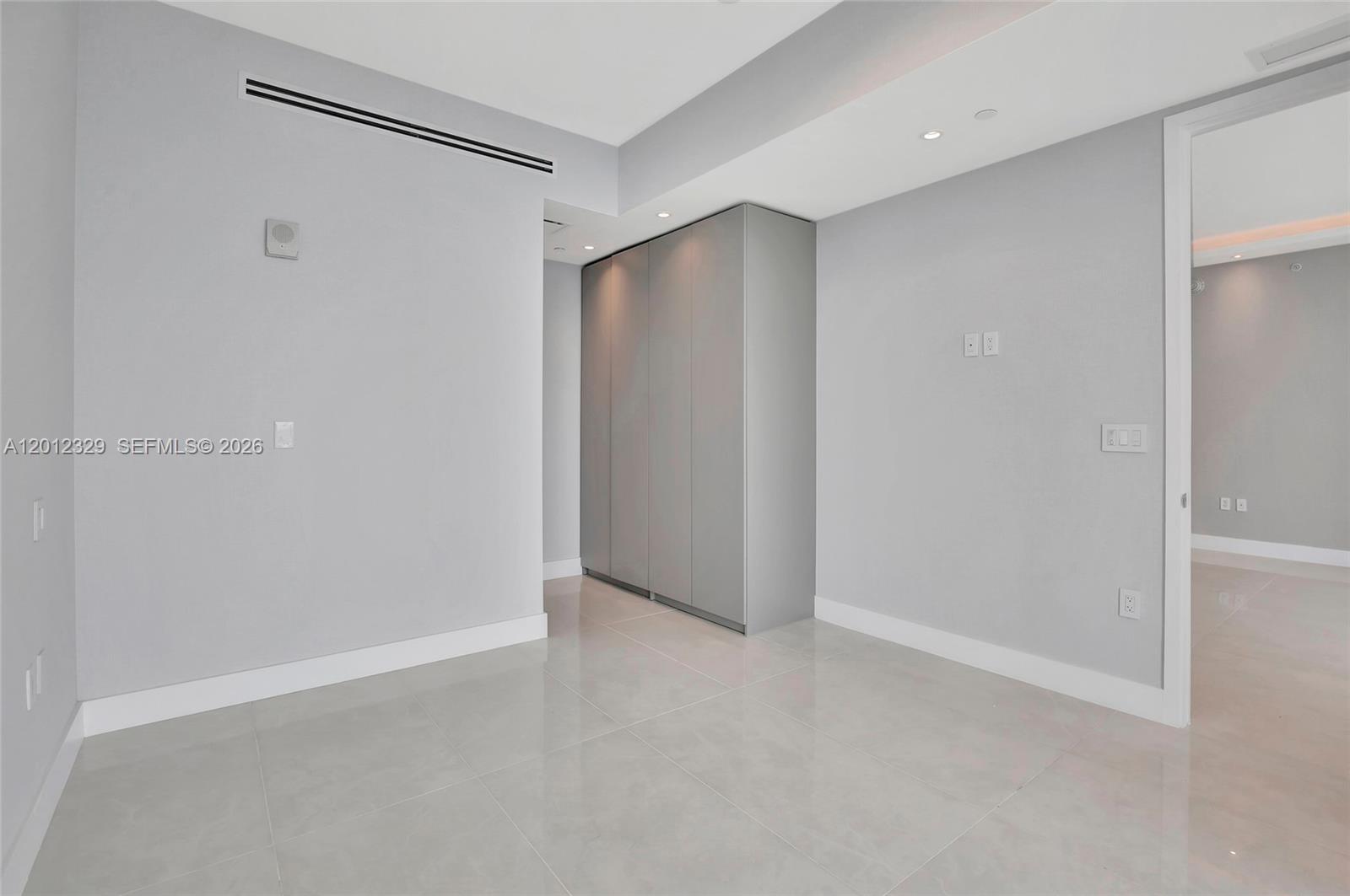15701 Collins Ave #3804 Sunny Isles Beach, FL 33160