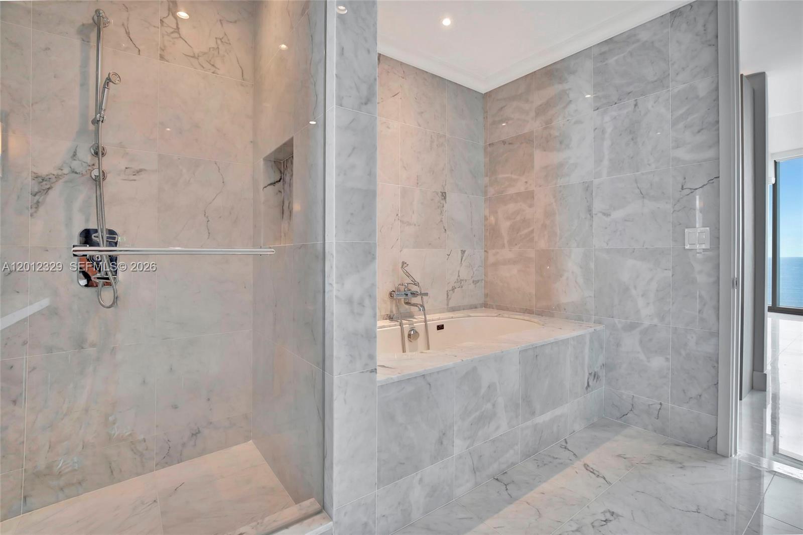 15701 Collins Ave #3804 Sunny Isles Beach, FL 33160