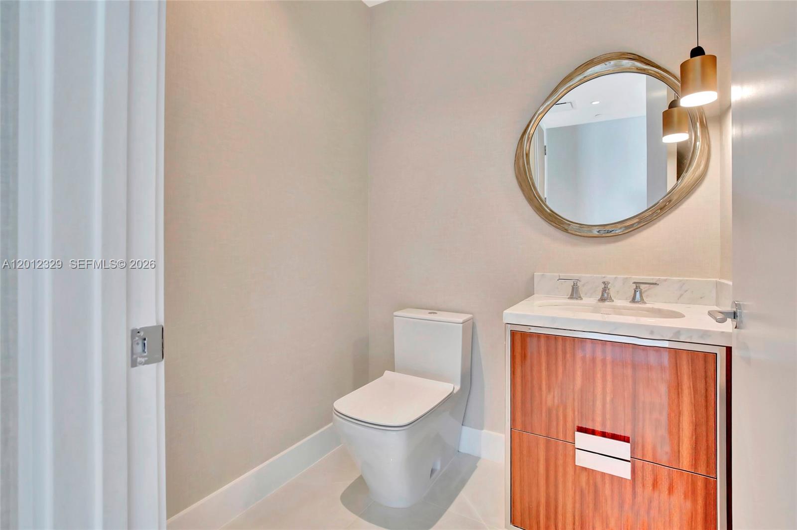 15701 Collins Ave #3804 Sunny Isles Beach, FL 33160