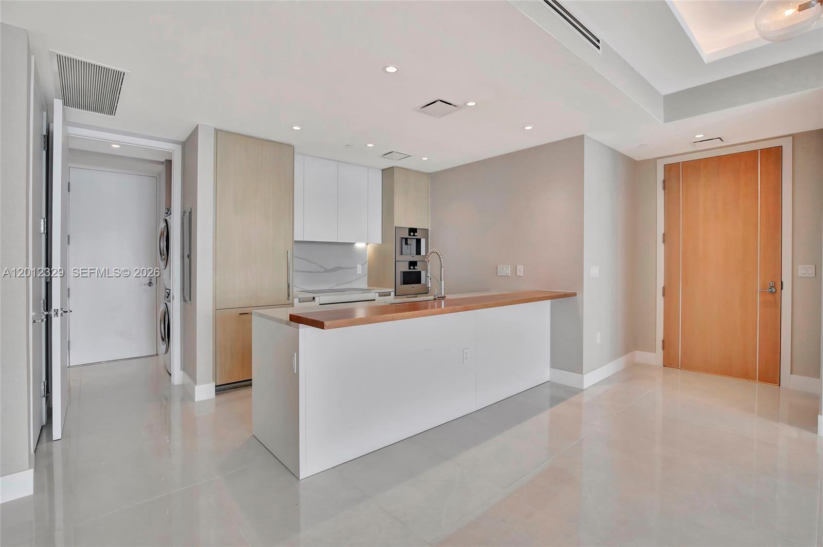 15701 Collins Ave #3804 Sunny Isles Beach, FL 33160