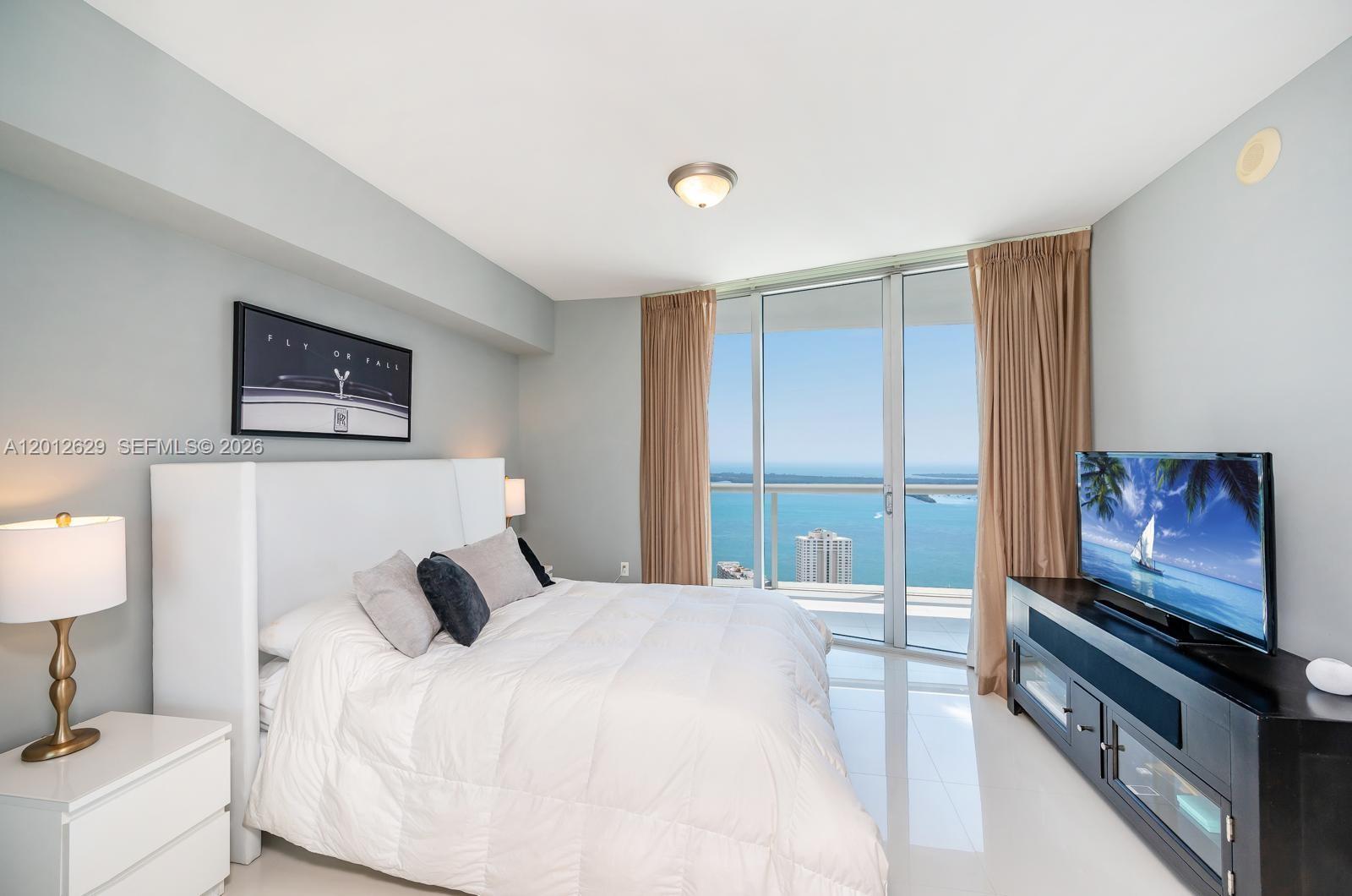 465 E Brickell Ave #5305 Miami, FL 33131