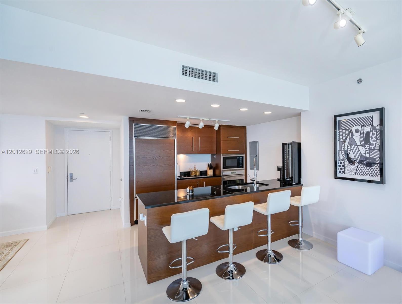 465 E Brickell Ave #5305 Miami, FL 33131