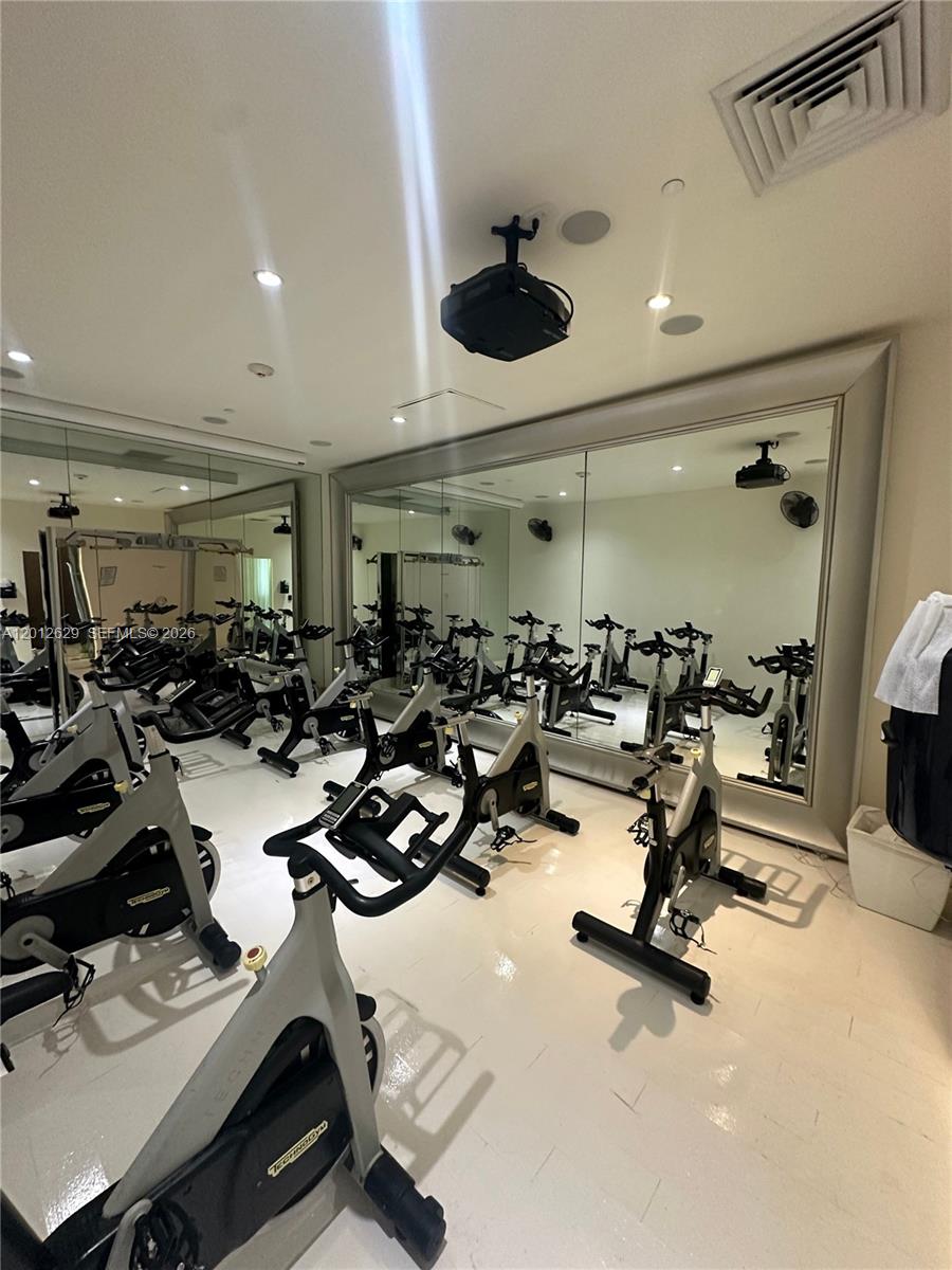 465 E Brickell Ave #5305 Miami, FL 33131