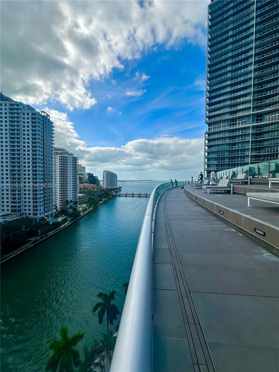 465 E Brickell Ave #5305 Miami, FL 33131
