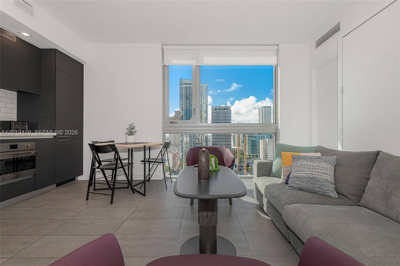 227 NE 2nd St #2206 Miami, FL 33132